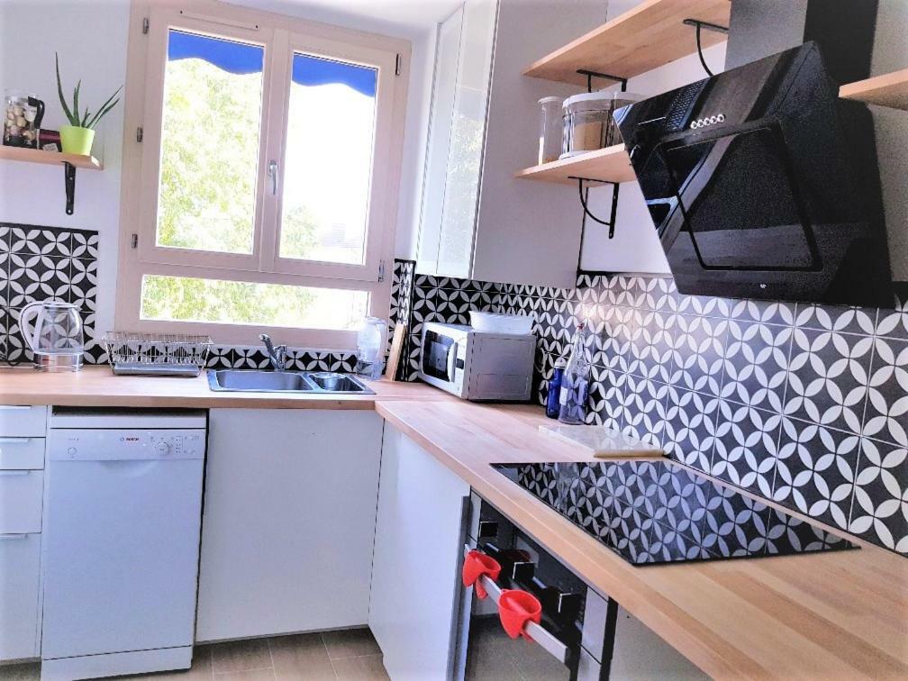 Chambre Privee Entre Paris Et Disneyland Daire Noisy-le-Grand Dış mekan fotoğraf